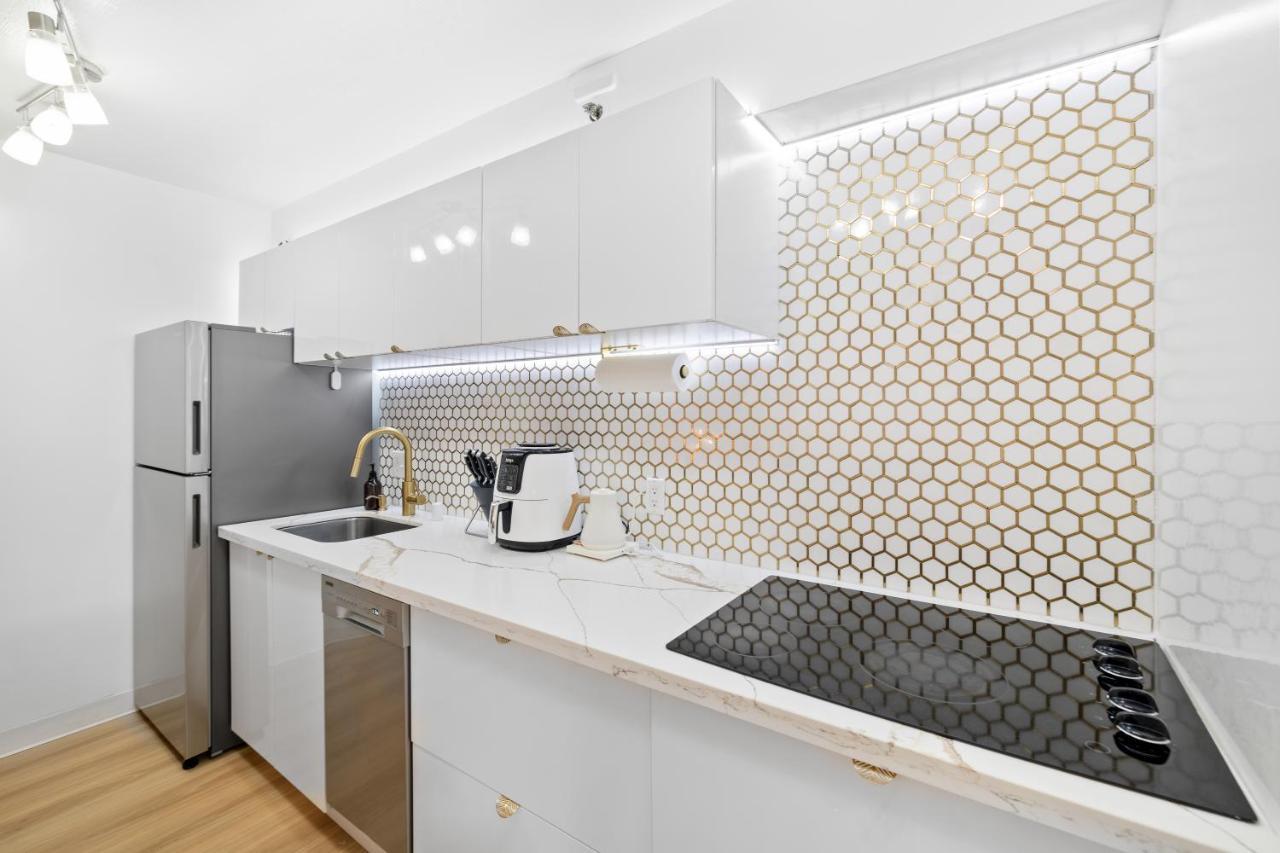 Huge Patio Washerdryer 1 Bedroom Banyan Free Parking 5 Min To Beach Гонолулу Екстер'єр фото